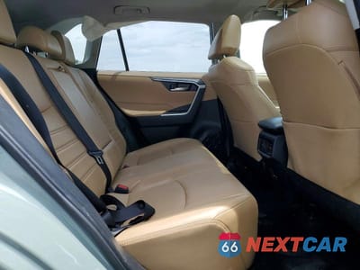 Zdjęcie 11 z 14 samochodu: 2022 TOYOTA RAV4 XLE PREMIUM VIN:JTMC1RFV7ND087963 - miniatura
