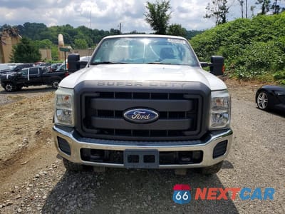 Piąte zdjęcie samochodu w środku: 2011 FORD F250 SUPER DUTY VIN:1FTBF2B67BEC37529 - miniatura