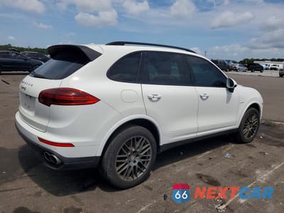 Trzecie zdjęcie samochodu z tyłu: 2017 PORSCHE CAYENNE SE HYBRID PLATINUM VIN:WP1AE2A22HLA74286 - miniatura