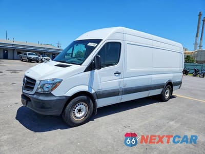 2015 MERCEDES-BENZ SPRINTER 2500 WD3PE8DBXFP133921 - główne zdjęcie licytacji z USA - miniatura