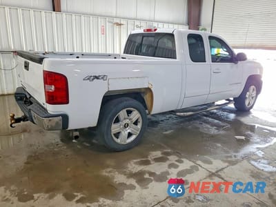 Trzecie zdjęcie samochodu z tyłu: 2008 CHEVROLET SILVERADO K1500 VIN:1GCEK19018Z153907 - miniatura