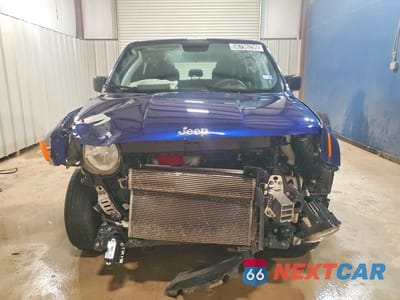 Piąte zdjęcie samochodu w środku: 2020 JEEP RENEGADE SPORT VIN:ZACNJBAB8LPL75824 - miniatura