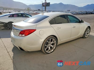 Trzecie zdjęcie samochodu z tyłu: 2013 BUICK REGAL GS VIN:2G4GV5GVXD9247953 - miniatura
