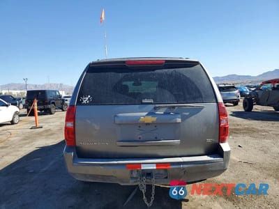 Zdjęcie 6 z 13 samochodu: 2012 CHEVROLET SUBURBAN K1500 LT VIN:1GNSKJE76CR264250 - miniatura