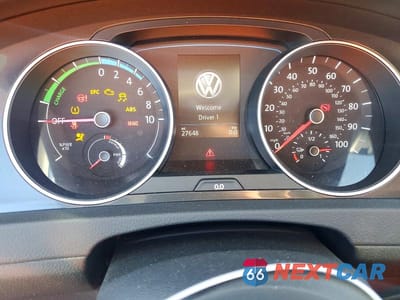 Zdjęcie 9 z 12 samochodu: 2019 VOLKSWAGEN E-GOLF SE VIN:WVWKR7AU1KW916436 - miniatura