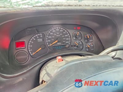 Zdjęcie 9 z 12 samochodu: 2002 GMC NEW SIERRA C1500 VIN:2GTEC19V421155482 - miniatura