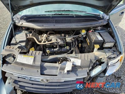 Zdjęcie 12 z 14 samochodu: 2005 CHRYSLER TOWN & COUNTRY LX VIN:2C4GP44R95R255799 - miniatura