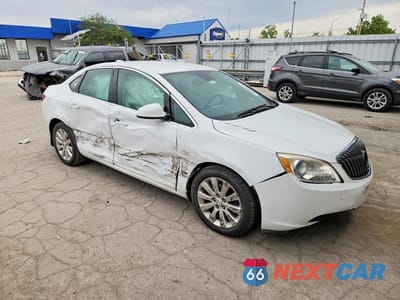 Czwarte zdjęcie samochodu z boku: 2015 BUICK VERANO VIN:1G4PP5SK5F4179347 - miniatura