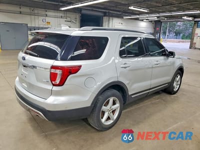 Trzecie zdjęcie samochodu z tyłu: 2016 FORD EXPLORER XLT VIN:1FM5K8D84GGC31348 - miniatura