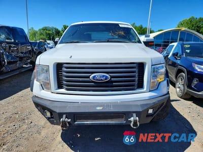 Piąte zdjęcie samochodu w środku: 2010 FORD F150 SUPERCREW VIN:1FTFW1EV4AFD67727 - miniatura