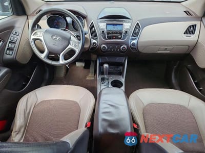 Zdjęcie 8 z 13 samochodu: 2011 HYUNDAI TUCSON GLS VIN:KM8JU3AC4BU285781 - miniatura