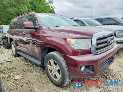 Czwarte zdjęcie samochodu z boku: 2011 TOYOTA SEQUOIA SR5 VIN:5TDBY5G1XBS050269 - miniatura