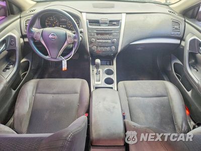 Zdjęcie 8 z 12 samochodu: 2014 NISSAN ALTIMA 2.5 S VIN:1N4AL3AP0EC901079 - miniatura