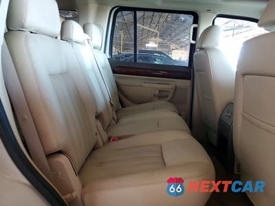Zdjęcie 11 z 13 samochodu: 2004 LINCOLN AVIATOR VIN:5LMEU88H04ZJ19583 - miniatura