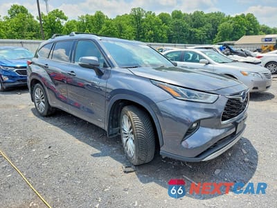 Czwarte zdjęcie samochodu z boku: 2020 TOYOTA HIGHLANDER HYBRID PLATINUM VIN:5TDEBRCH7LS006322 - miniatura