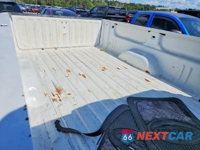 Zdjęcie 10 z 12 samochodu: 2010 GMC SIERRA C1500 VIN:1GTPCTEX8AZ159603 - miniatura