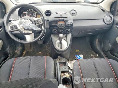 Zdjęcie 8 z 12 samochodu: 2011 MAZDA MAZDA2 VIN:JM1DE1HY3B0105914 - miniatura