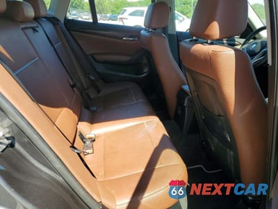 Zdjęcie 11 z 13 samochodu: 2015 BMW X1 XDRIVE28I VIN:WBAVL1C59FVY30740 - miniatura