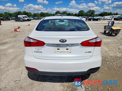 Zdjęcie 6 z 12 samochodu: 2015 KIA FORTE EX VIN:KNAFX4A81F5418190 - miniatura