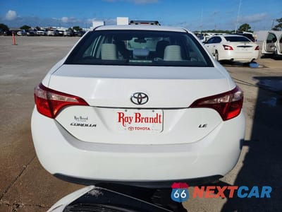 Zdjęcie 6 z 13 samochodu: 2018 TOYOTA COROLLA LE VIN:5YFBURHE8JP813207 - miniatura