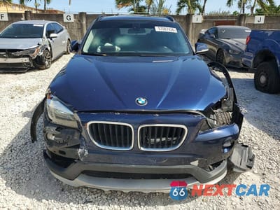 Piąte zdjęcie samochodu w środku: 2015 BMW X1 SDRIVE28I VIN:WBAVM1C50FV316109 - miniatura
