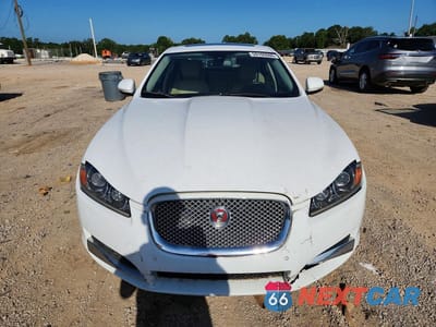 Piąte zdjęcie samochodu w środku: 2015 JAGUAR XF 2.0T PREMIUM VIN:SAJWA0FS2FPU68426 - miniatura