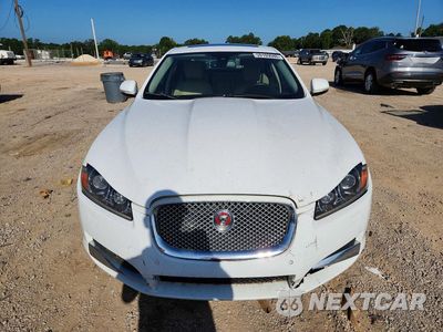 Piąte zdjęcie samochodu w środku: 2015 JAGUAR XF 2.0T PREMIUM VIN:SAJWA0FS2FPU68426 - miniatura