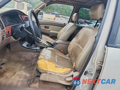 Zdjęcie 7 z 13 samochodu: 1997 TOYOTA 4RUNNER SR5 VIN:JT3GN86R8V0023610 - miniatura