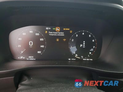 Zdjęcie 9 z 14 samochodu: 2019 VOLVO XC40 T5 R-DESIGN VIN:YV4162UM4K2070102 - miniatura