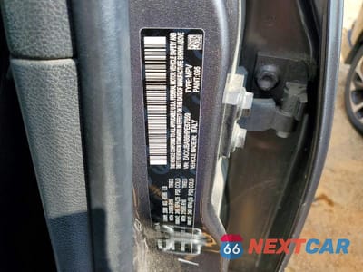Zdjęcie 13 z 13 samochodu: 2017 JEEP RENEGADE SPORT VIN:ZACCJBAB6HPE67659 - miniatura