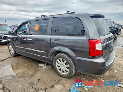 Drugie zdjęcie samochodu z przodu: 2016 CHRYSLER TOWN & COUNTRY TOURING VIN:2C4RC1BG4GR156265 - miniatura