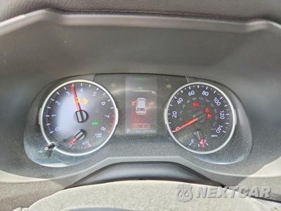 Zdjęcie 9 z 13 samochodu: 2020 TOYOTA RAV4 XLE VIN:2T3W1RFV0LC073840 - miniatura