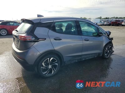 Trzecie zdjęcie samochodu z tyłu: 2023 CHEVROLET BOLT EV 2LT VIN:1G1FX6S06P4137171 - miniatura