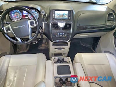 Zdjęcie 8 z 14 samochodu: 2011 CHRYSLER TOWN & COUNTRY TOURING L VIN:2A4RR8DG9BR680275 - miniatura