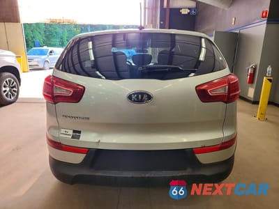 Zdjęcie 6 z 13 samochodu: 2011 KIA SPORTAGE LX VIN:KNDPBCA2XB7095395 - miniatura