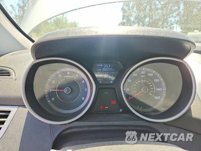 Zdjęcie 15 z 22 samochodu: 2012 HYUNDAI ELANTRA LIMITED VIN:KMHDH4AE9CU329056 - miniatura