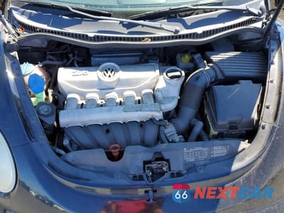 Zdjęcie 11 z 12 samochodu: 2010 VOLKSWAGEN NEW BEETLE VIN:3VWPG3AG2AM015912 - miniatura