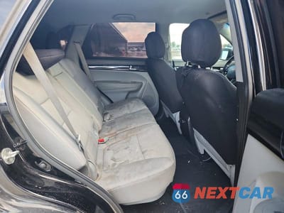 Zdjęcie 11 z 13 samochodu: 2013 KIA SORENTO LX VIN:5XYKT4A28DG311487 - miniatura
