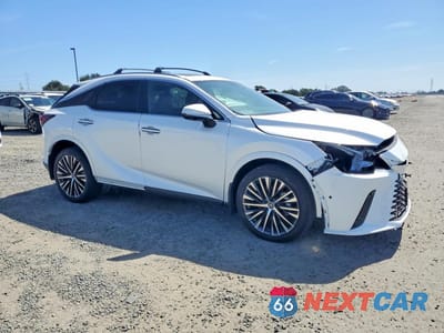 Czwarte zdjęcie samochodu z boku: 2024 LEXUS RX 350H PREMIUM+ VIN:2T2BBMCA9RC032734 - miniatura