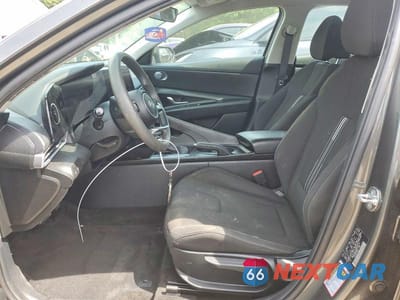 Zdjęcie 7 z 12 samochodu: 2024 HYUNDAI ELANTRA SEL VIN:KMHLM4DG6RU686191 - miniatura