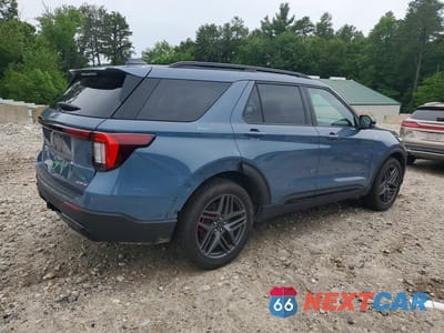 Trzecie zdjęcie samochodu z tyłu: 2026 FORD EXPLORER ST-LINE VIN:1FMUK8KH7TGA14448 - miniatura