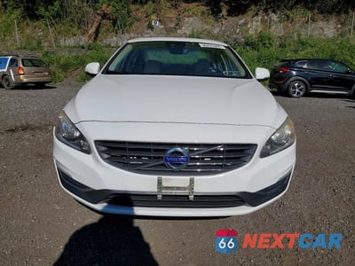 Piąte zdjęcie samochodu w środku: 2015 VOLVO S60 PREMIER VIN:YV1612TK7F2335022 - miniatura