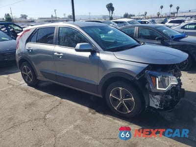 Czwarte zdjęcie samochodu z boku: 2026 KIA NIRO LX VIN:KNDCP3LE8T5344507 - miniatura
