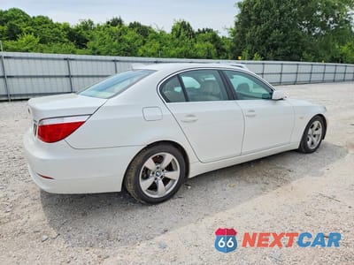 Trzecie zdjęcie samochodu z tyłu: 2008 BMW 528 I VIN:WBANU535X8C111323 - miniatura