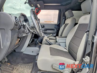 Zdjęcie 7 z 13 samochodu: 2010 JEEP WRANGLER SPORT VIN:1J4AA2D14AL216900 - miniatura