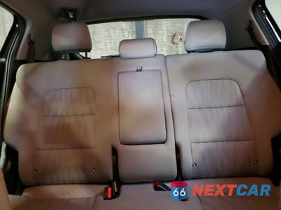 Zdjęcie 10 z 13 samochodu: 2020 KIA SPORTAGE LX VIN:KNDPM3AC4L7661572 - miniatura