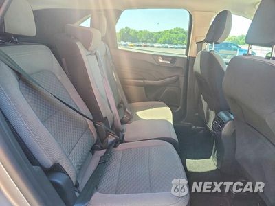 Zdjęcie 11 z 13 samochodu: 2021 FORD ESCAPE SE VIN:1FMCU9G63MUA36758 - miniatura