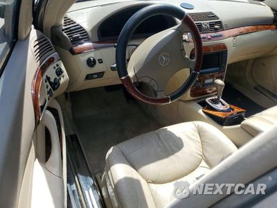 Zdjęcie 8 z 12 samochodu: 2006 MERCEDES-BENZ S 500 VIN:WDBNG75JX6A472364 - miniatura