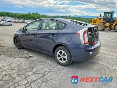 Drugie zdjęcie samochodu z przodu: 2013 TOYOTA PRIUS TWO VIN:JTDKN3DU7D1694761 - miniatura
