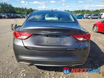 Zdjęcie 6 z 12 samochodu: 2015 CHRYSLER 200 C VIN:1C3CCCEG2FN512385 - miniatura
